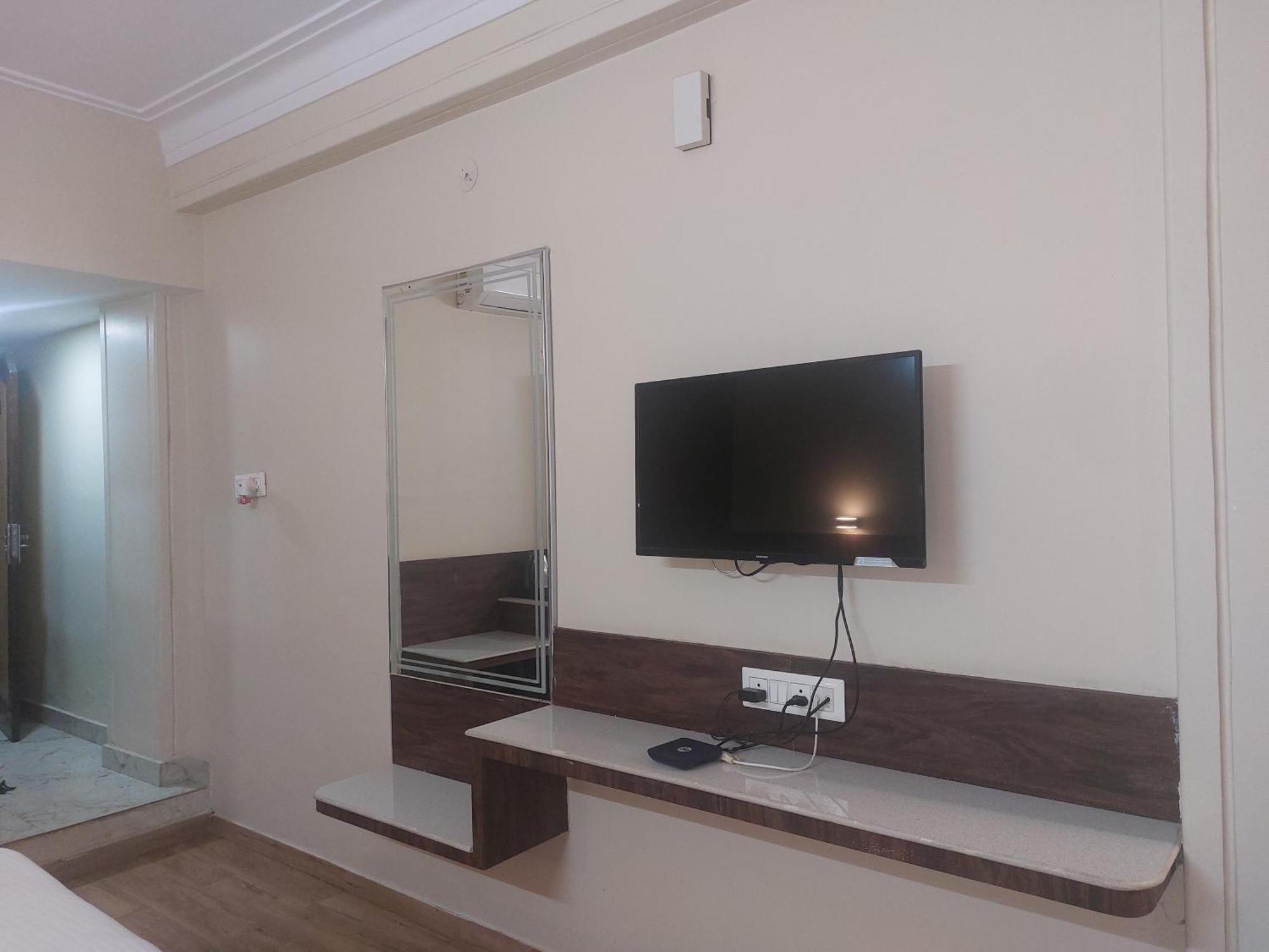 Hotel Shikhar Palace Jabalpur Dış mekan fotoğraf